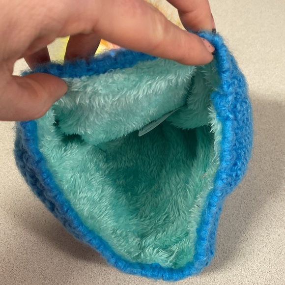 EUC Turtle Fur Kids' Suzie Beanie Lilac Blue Faux Fur Pom Pom Puff Fleece Lined - Picture 6 of 8